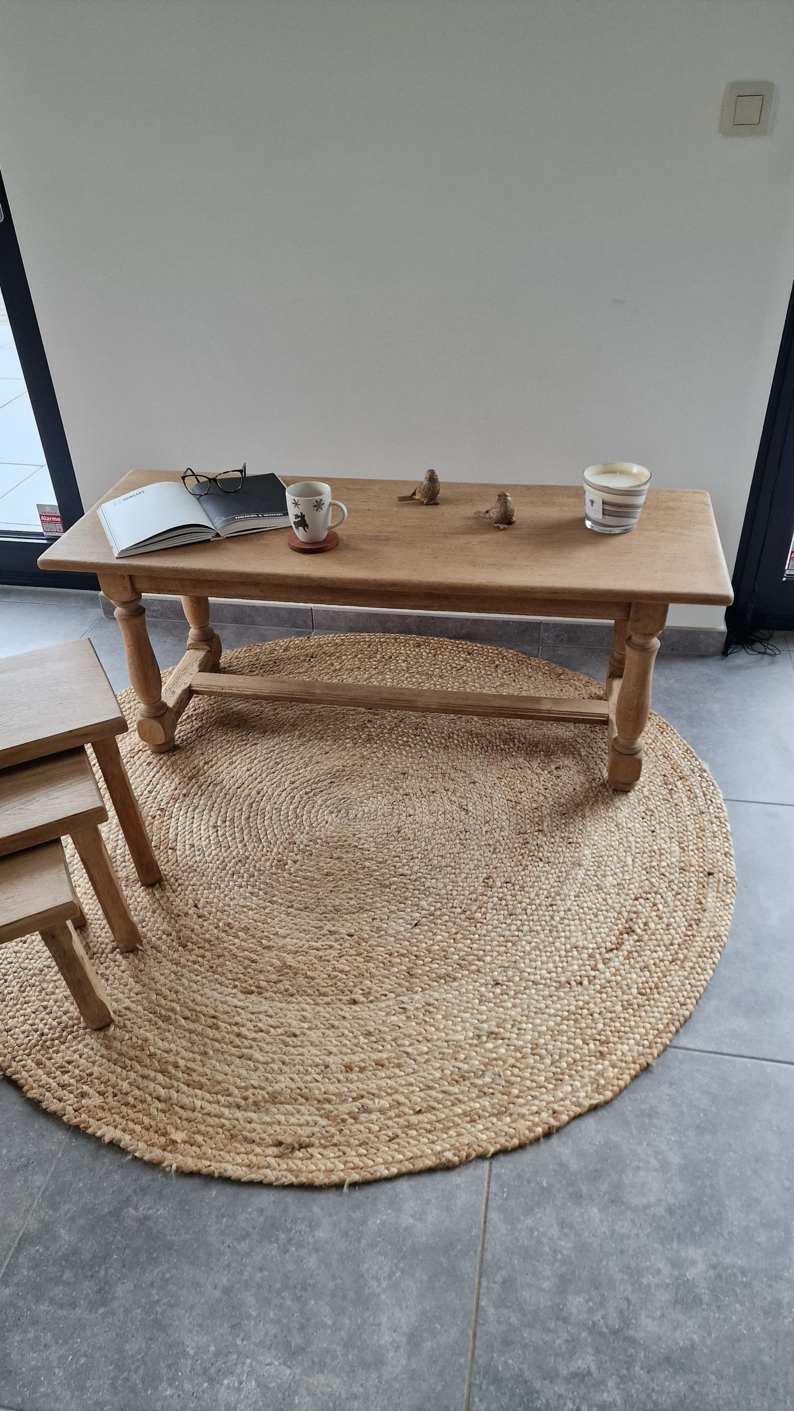 Table bois rénovée — aérogommage et finition